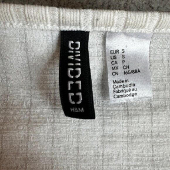 H&M white delicate dainty cropped cardigan sweater size S - Picture 3 of 4